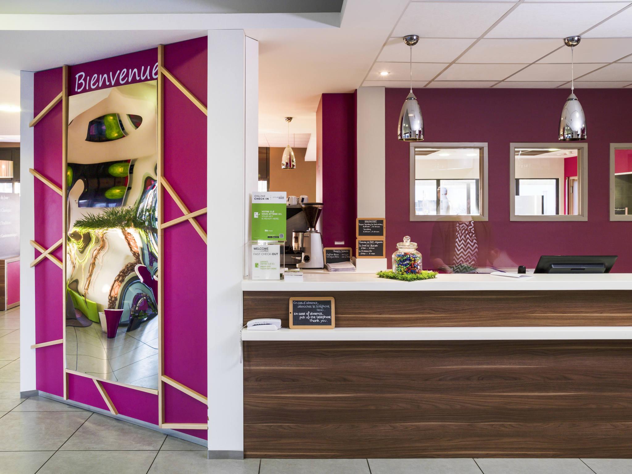 Отель Ibis Styles Castres Кастр Экстерьер фото