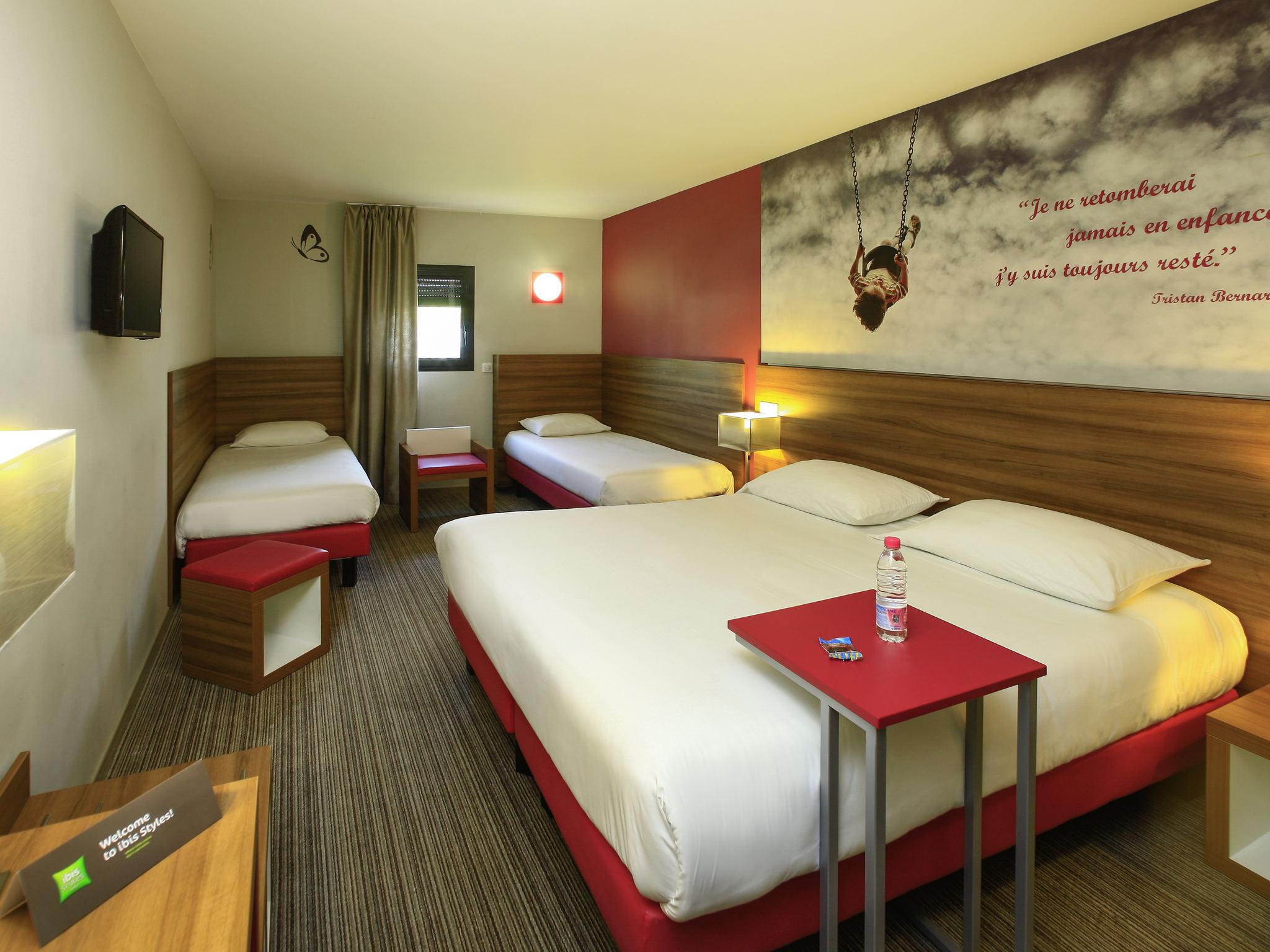Отель Ibis Styles Castres Кастр Экстерьер фото